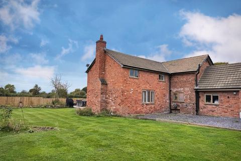 undefined, Hetherson Green, Malpas