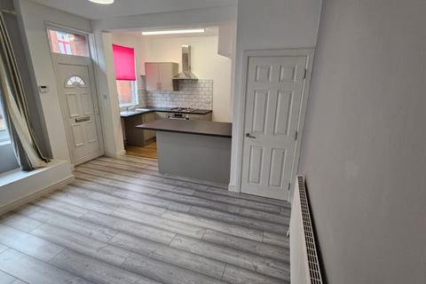 undefined, Noster View, Beeston, Leeds, LS11 8QQ