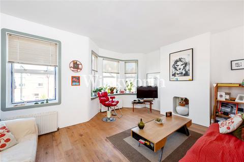 2 bedroom maisonette for sale, Lyndhurst Road, London, N22