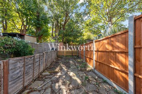 2 bedroom maisonette for sale, Lyndhurst Road, London, N22