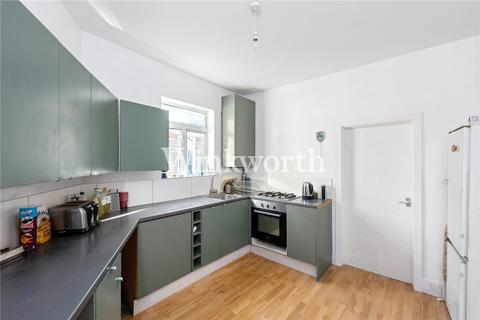 2 bedroom maisonette for sale, Lyndhurst Road, London, N22