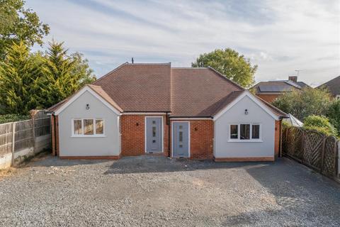 3 bedroom detached bungalow for sale, Peachtree Close, Hainault