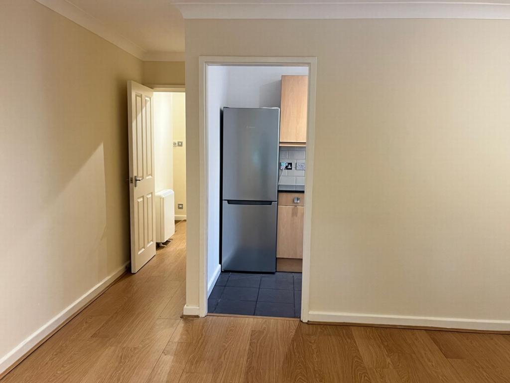 Lounge to Kitchen