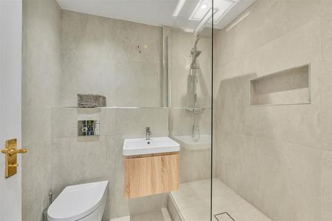 undefined, Dovecote Gardens, Mortlake, London, SW14