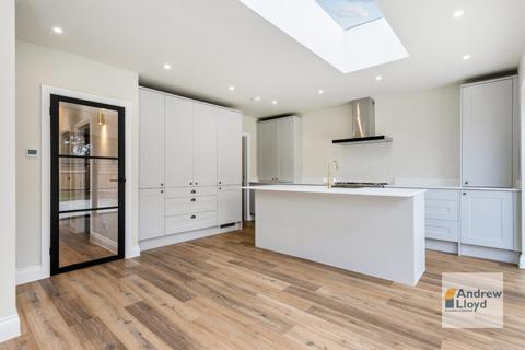 3 bedroom semi-detached house for sale, 3 Bedroom Semi Detached House – Blanche Lane, South Mimms EN6