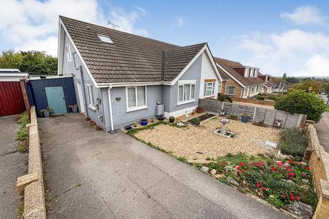 4 bedroom bungalow for sale, Curlew Crescent, Bedford