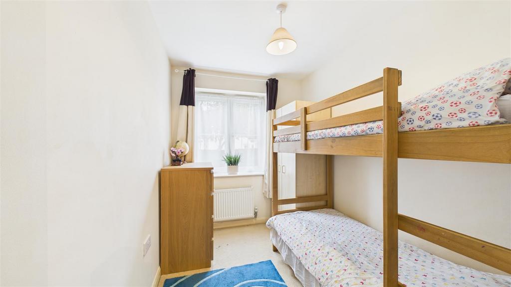 CAM04248 G0-PR0104-STILL014.jpg