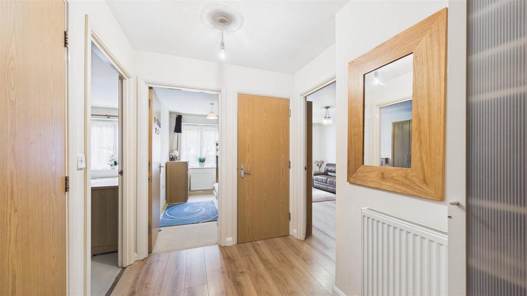 CAM04248 G0-PR0104-STILL010.jpg