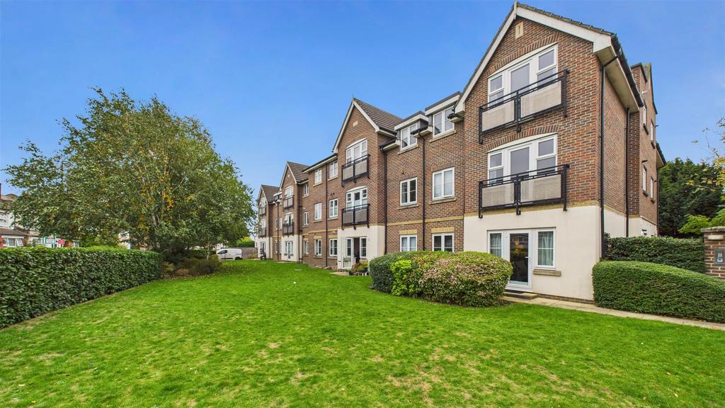 CAM04248 G0-PR0104-STILL019.jpg