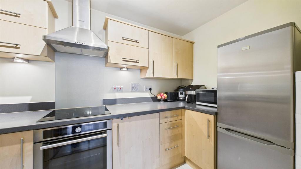 CAM04248 G0-PR0104-STILL005.jpg