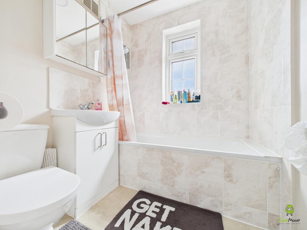 Presented by Kevin at Ewe Move Bexleyheath and Dart