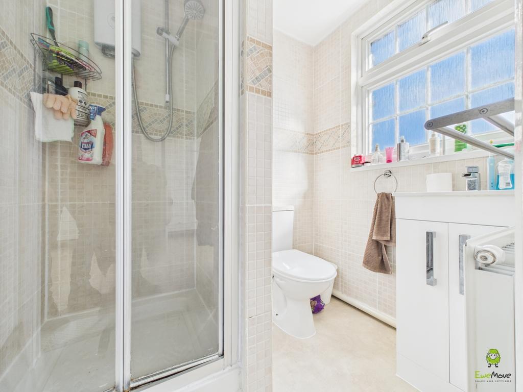 Presented by Kevin at Ewe Move Bexleyheath and Dart