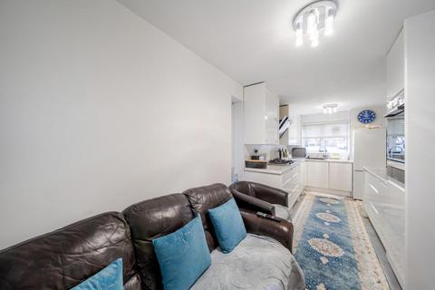 2 bedroom end of terrace house for sale, Robb Road, Stanmore HA7