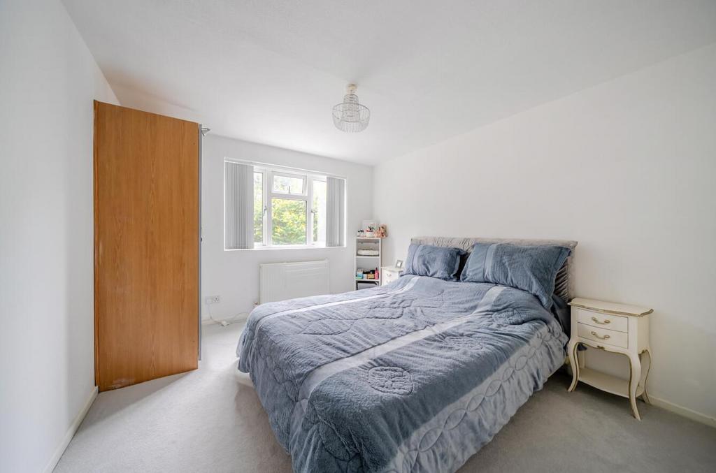 Davidson Frost-Wellings DFW, Robb Road, Bedroom.JP