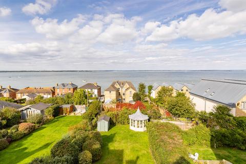 undefined, Cliff Road, Cowes
