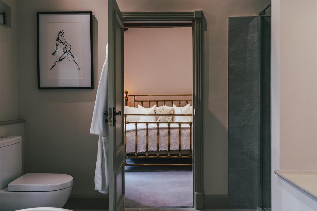 Jack-and-Jill Bathroom