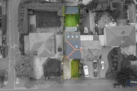 3 bedroom semi-detached house for sale, Norlands Lane, Widnes