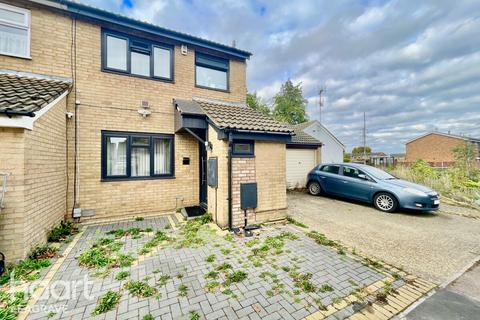 undefined, Fensome Drive, DUNSTABLE
