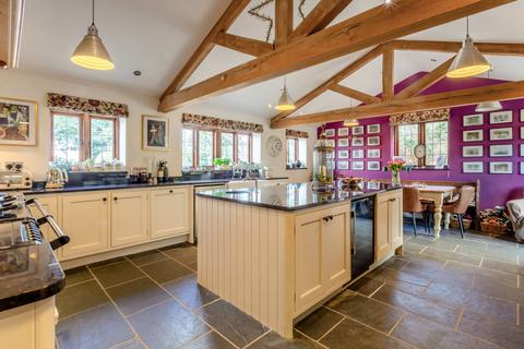 4 bedroom detached house for sale, Wicken Road Leckhampstead, Buckinghamshire, MK18 5NZ