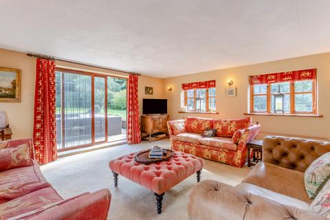 4 bedroom detached house for sale, Wicken Road Leckhampstead, Buckinghamshire, MK18 5NZ