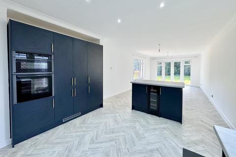 undefined, East Avenue, Talbot Woods, Bournemouth, BH3