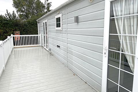 undefined, Heron Cottage, Frostley Gate