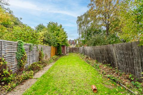 3 bedroom semi-detached house for sale, Wynchlands Crescent, Hertfordshire AL4