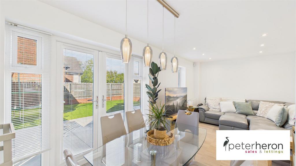 Open Plan Kitching & Living Area