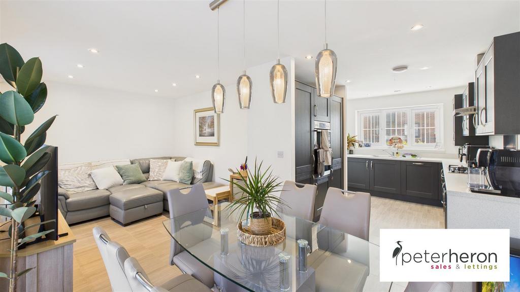 Open Plan Kitching & Living Area