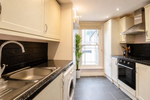 3 bedroom flat for sale, 1 Arnold Place 10 Fore Street, Bodmin, PL31 2HQ