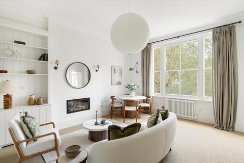 Stanley Crescent, London, W11