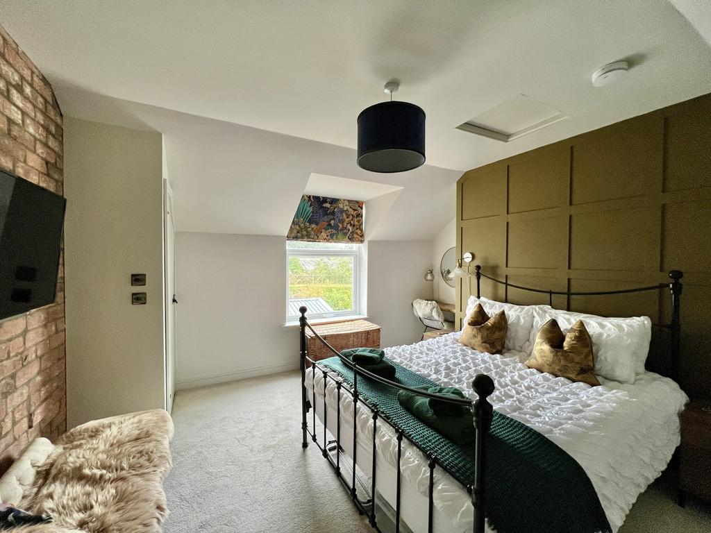 Apricity Cottage, 30c High Street, Kirkcudbright -