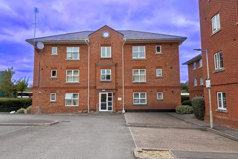 Thornycroft Close, Newbury, RG14