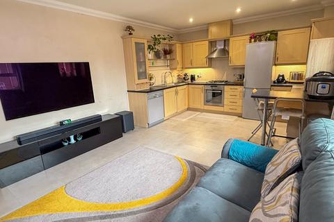 undefined, Thornycroft Close, Newbury, RG14