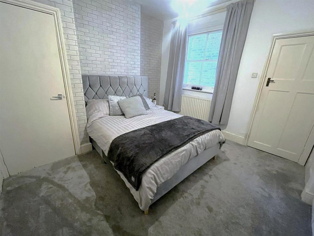 Bedroom.jpeg