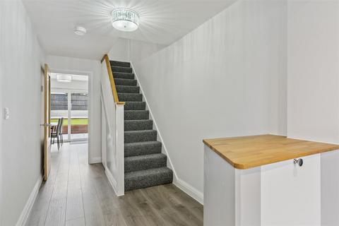 undefined, Plash Drive, Stevenage SG1