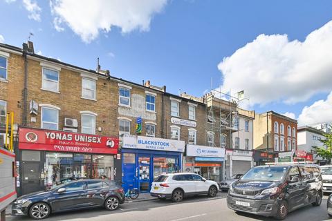 2 bedroom flat to rent, Blackstock Road, Finsbury Park, London, N4
