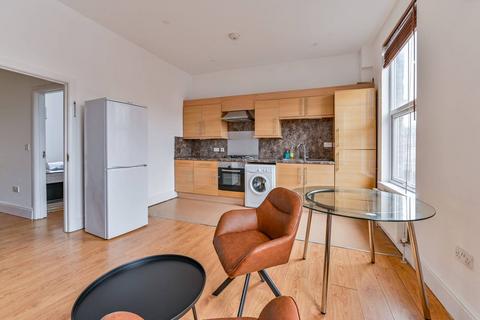 2 bedroom flat to rent, Blackstock Road, Finsbury Park, London, N4