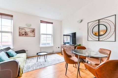 2 bedroom flat to rent, Blackstock Road, Finsbury Park, London, N4