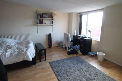 4 bedroom house to rent, Richmond Mount, Leeds LS6
