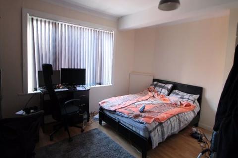 4 bedroom house to rent, Richmond Mount, Leeds LS6