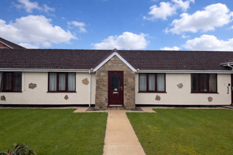 2 bedroom bungalow for sale, Grindlestone Court, Goosnargh PR3