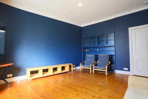 2 bedroom flat to rent, Newhaven Road, Bonnington, Edinburgh, EH6