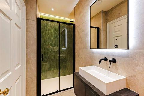 3 bedroom apartment for sale, Lincoln House, Basil Street, London, SW3