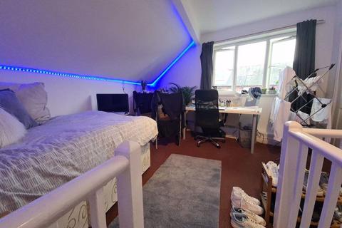 4 bedroom house to rent, Royal Park Grove, Leeds LS6