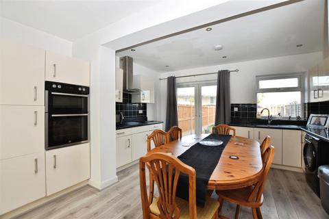 undefined, Brooklands Road, Hull