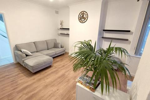 undefined, Berkshire Street, Hull