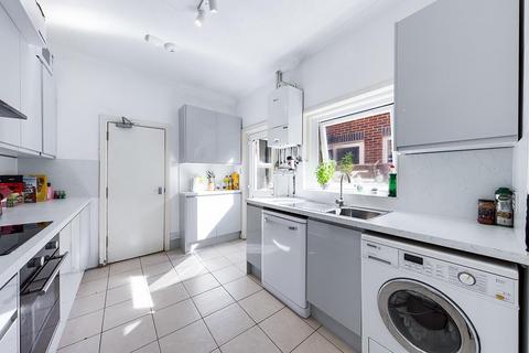 5 bedroom house to rent, Earls Road, Southampton