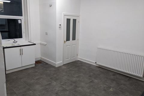 undefined, Huddersfield Road, Elland