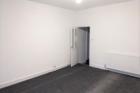 undefined, Huddersfield Road, Elland